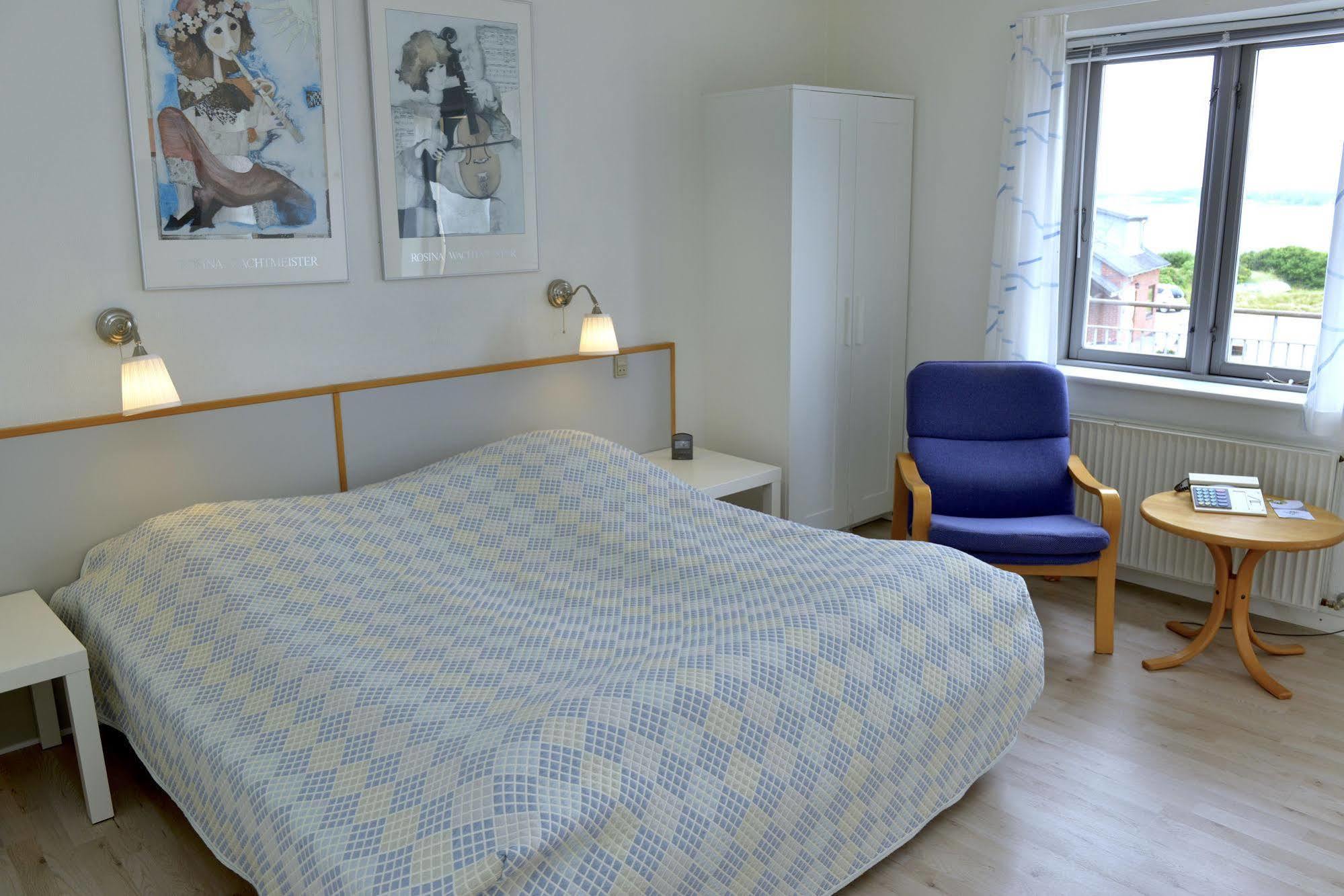 Hvalpsund Faergekro Kültér fotó
